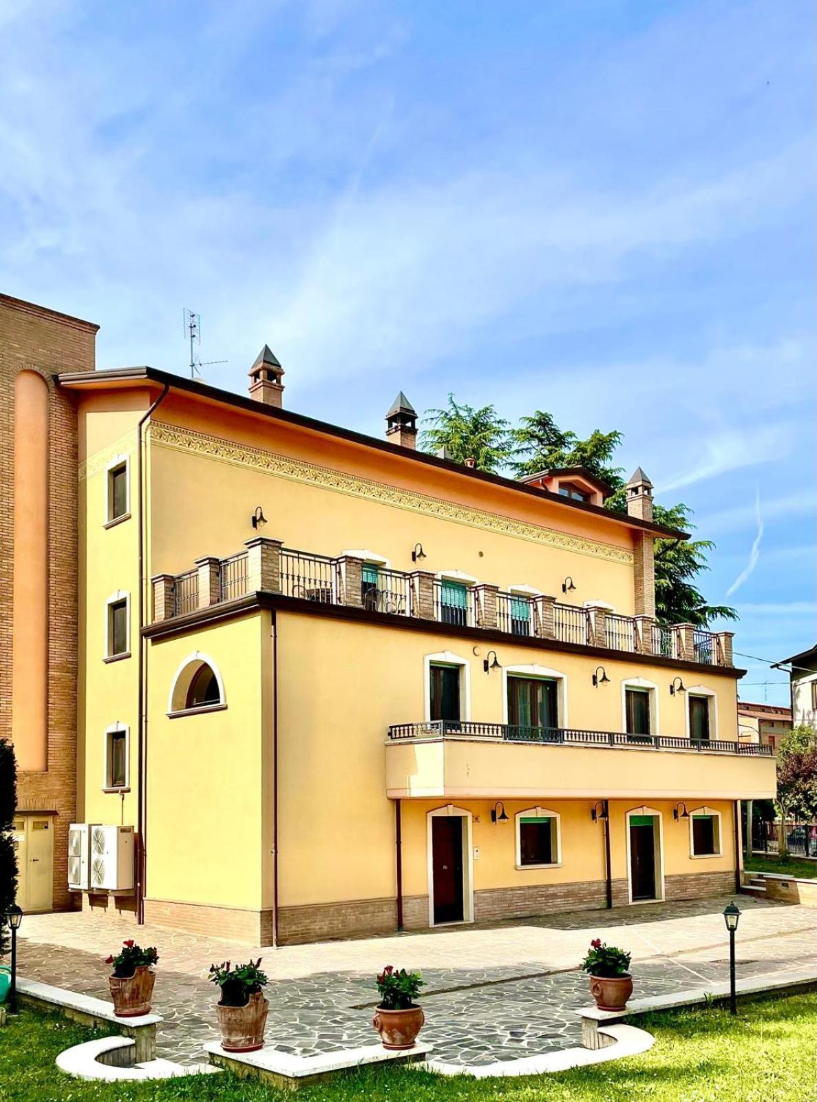 Villa Adige Luxury - M&M Holiday House Perugia Zewnętrze zdjęcie